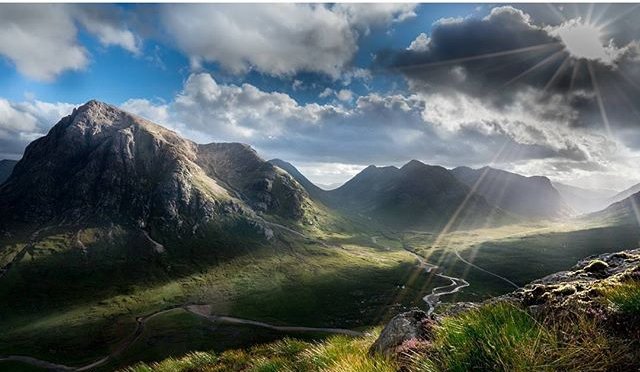 The iconic Glen Coe in the #ScottishHighlands. On your bucket list? It should be! 📷 IG/graham_williamson_1985