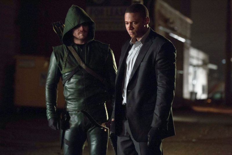 fleurypages's tweet photo. john diggle (arrow)
- wise
- soldier
- hero
- oliver's big brother
- arms the size of a small country
- CUTEST DAD https://t.co/dPS4izb1Cs