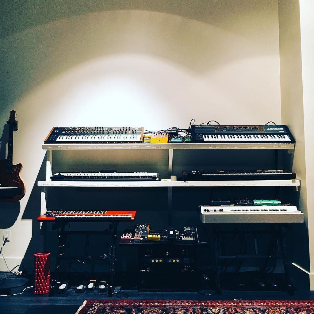 walkingshapes's tweet photo. Wall of Sound https://t.co/hqYqjwrtxF