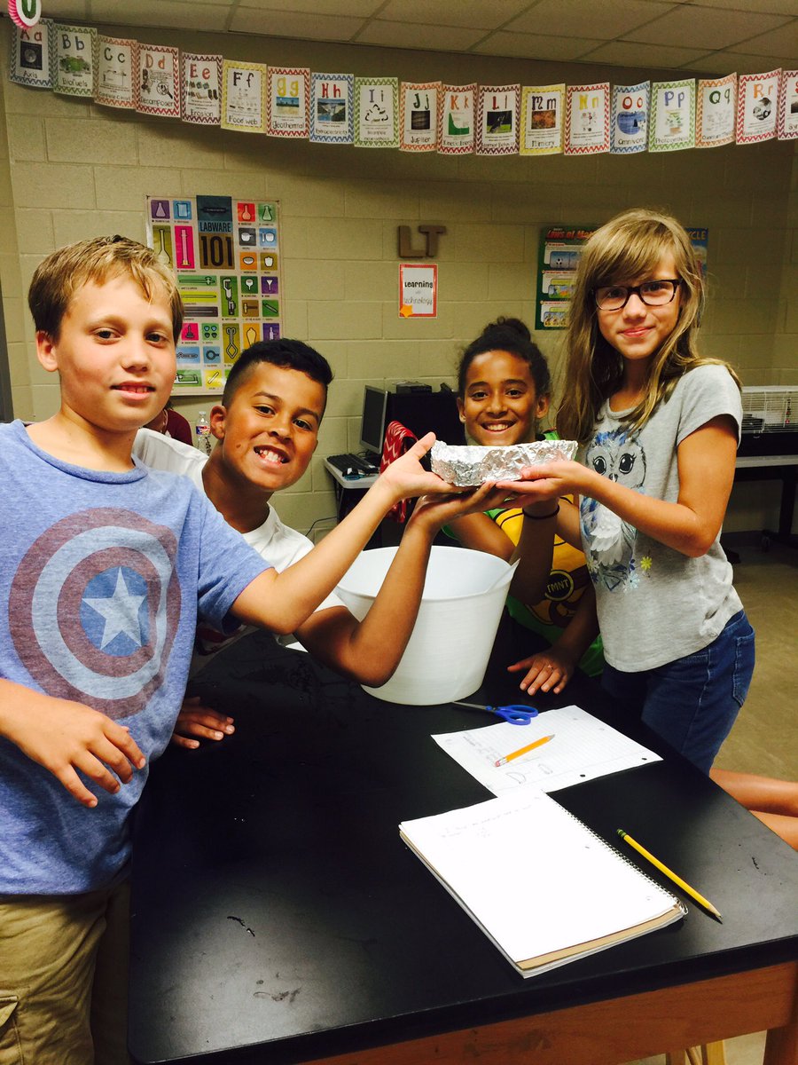 JenniferHallKMS's tweet photo. #densitylab #floatandsink Winners had 86 marbles!! @CrosbyElem https://t.co/wGUuibwDne