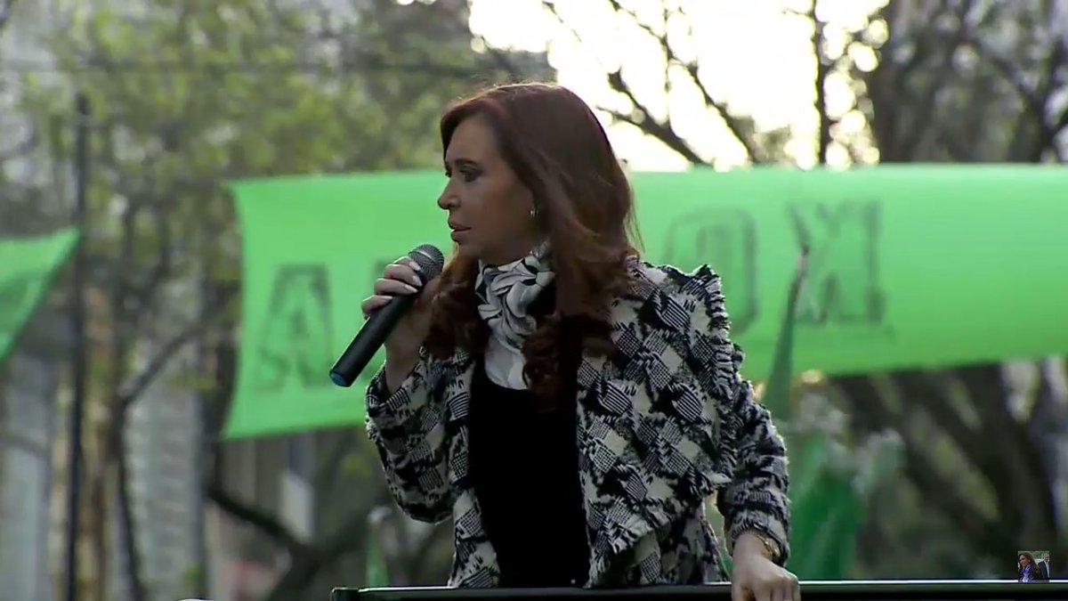 inst_PATRIAar's tweet photo. Habla #CFKenATE en la calle de @ATECapitalOk - https://t.co/WpY50rrt50 https://t.co/xoGxtPcTi2