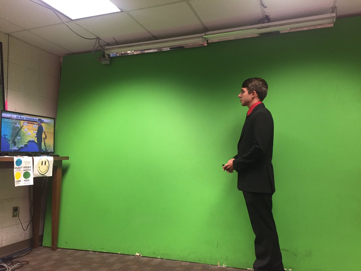 MattReaganWX's tweet image. Going on for tropics chat at 6:15PM! Getting a pre-show brief before the @FSUWeather show.