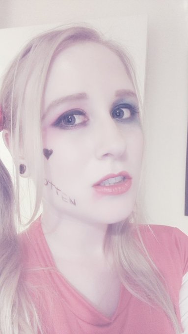 Here's a little sneak peek of a shoot to come! Been practicing the make up :) https://t.co/901bkhzhw<a href="/tag/boobies"class="tags"><span>#boobies</span></a>