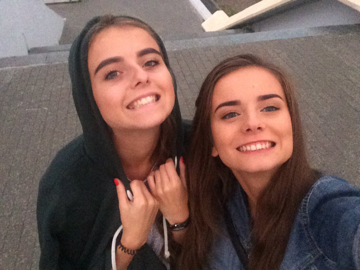 ZhukN's tweet photo. Це просто шось шалене і неймовірне 👯😱💜 https://t.co/l2gtVNvJ01