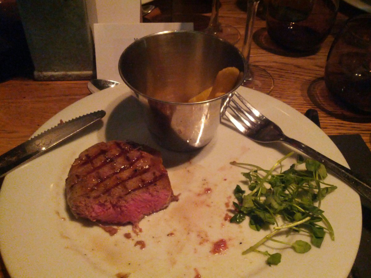 leyrer's tweet image. Great noms were had in even greater company #iconuk