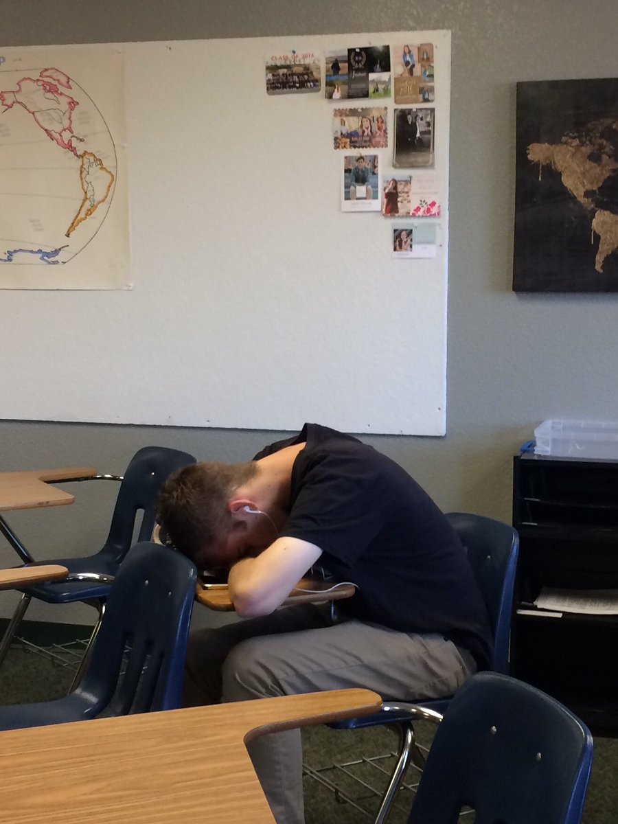 CSleepies's tweet photo. @proxmire_trevor snoozin' into a different class 😴 https://t.co/rTQapJIiUi