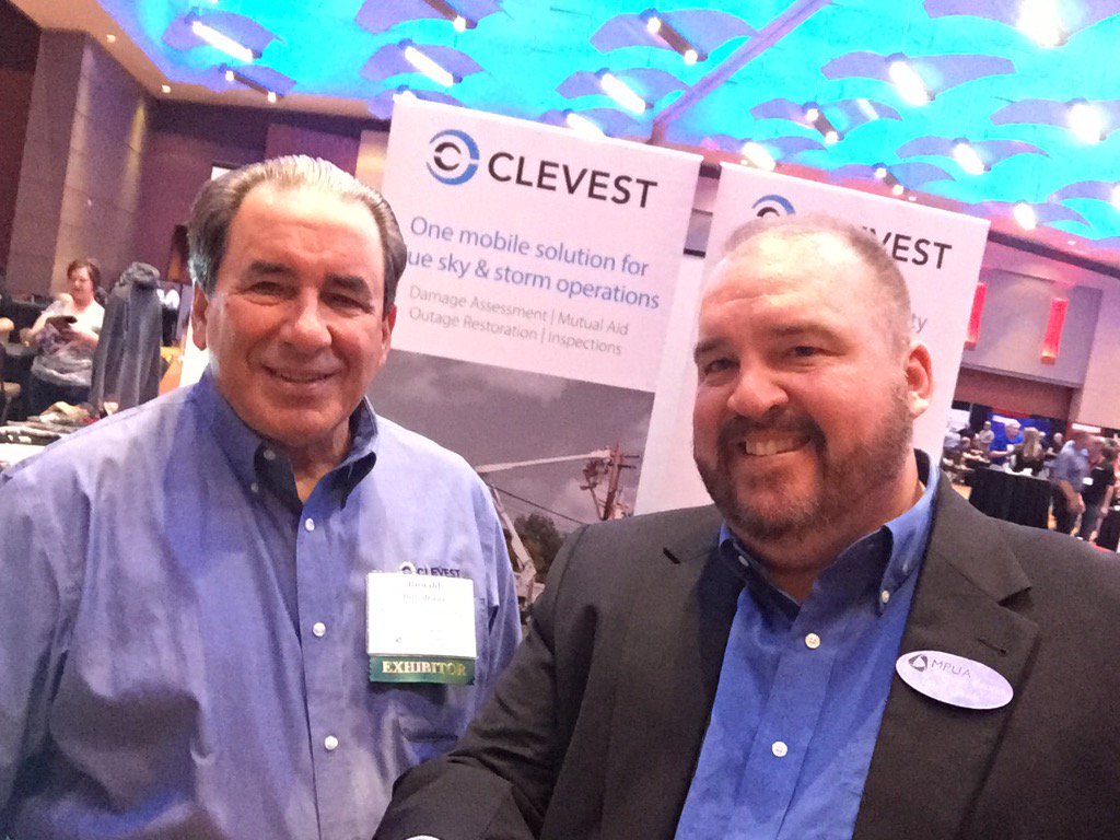 esjk1993's tweet photo. Ronnie (Clevest) is here! Ask him about his mobile workforce mgmt. & Hometown Connections! @MPUAonline #mpua2016 https://t.co/dFcrhNlzQ4