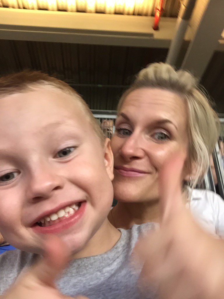 allthingsjewels's tweet photo. #mobilizingnyy https://t.co/CeDkFoLpuw