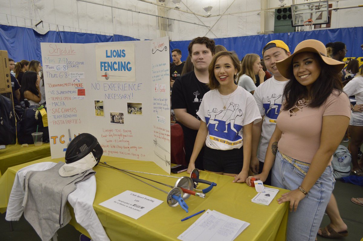 LionsFencing's tweet photo. Thanks to everyone who came out to the activities fair today and signed up! https://t.co/CERpS7DiJW