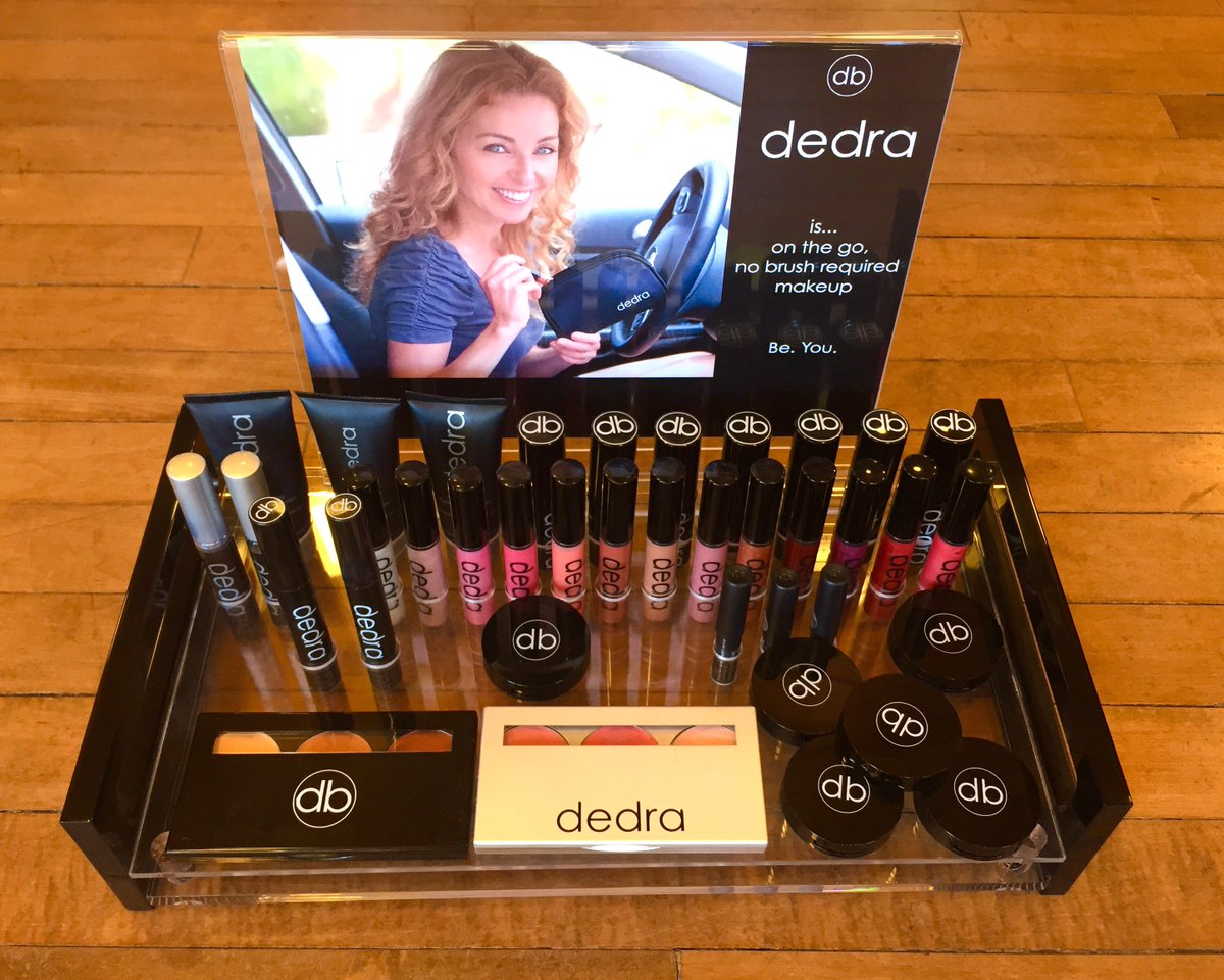 VICountryStore's tweet photo. #vashon exclusive @DedraBeauty #onthego #nobrushrequired #carmakeup #parabenfree so easy to use! https://t.co/m6KlrmC3Zj