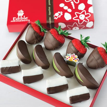 TheCACozarks's tweet photo. Strawberries, apples & bananas, OH MY! Get your @edible #845 box. Pre-order now and #supporttheCAC #SweetTreatWeek. https://t.co/r3TwFvCkDH