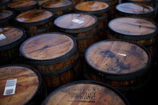 BeerDiariesTV's tweet photo. Tech revolution in #barrel industry? “There’s a #craftboom everywhere.” https://t.co/xKWhs0qEyj #BarrelAged https://t.co/bqdwYYIUaw