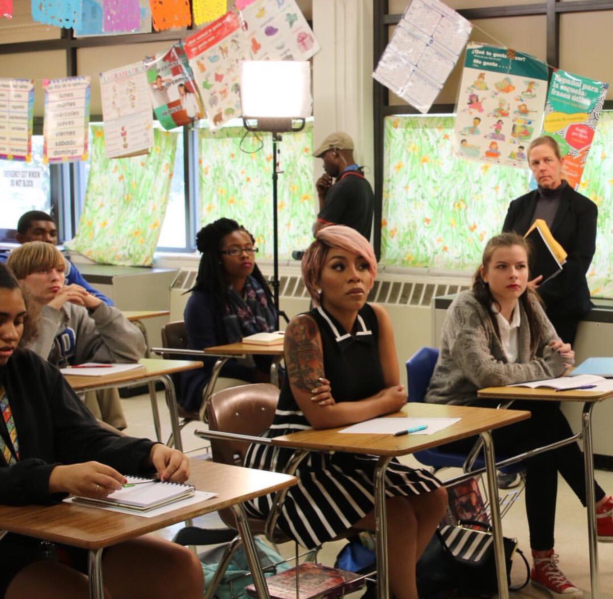 kmichelle's tweet photo. I really enjoyed being teacher for the day at my old high school! Such a great feeling to motivate. ❤️ @OvertonCAPA https://t.co/K1zDnSgNm9