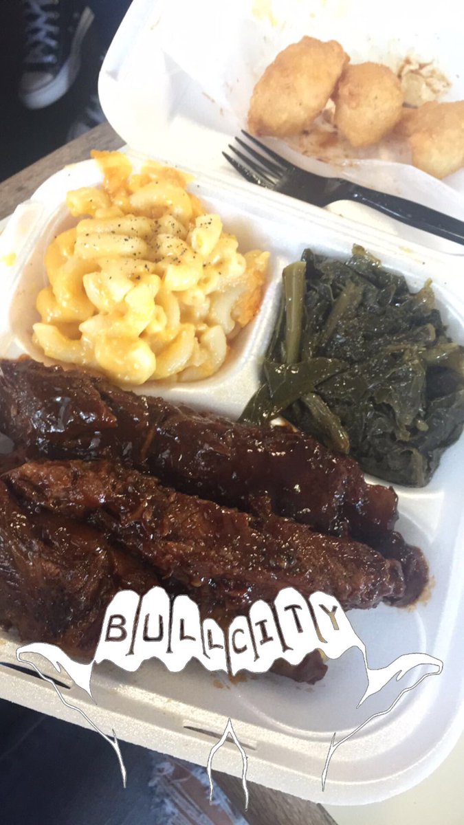 cecetaughtme's tweet photo. 😩😩😩😩😩😩😋😋😋😋 I love my city #bullcity #backyardBBQPit https://t.co/1bmcAcHliT