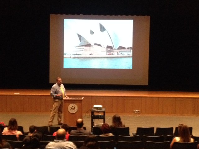 Mr. Erb presents to our Middle School Parents at our Parent iPad Training!