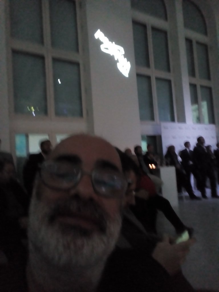 Pablojhelman's tweet photo. @colomorales @zairana @diegoacorbalan @NuriaAmOK Vamos por el premio mayor #NewWhirlpool https://t.co/4q4rpt7H7Q