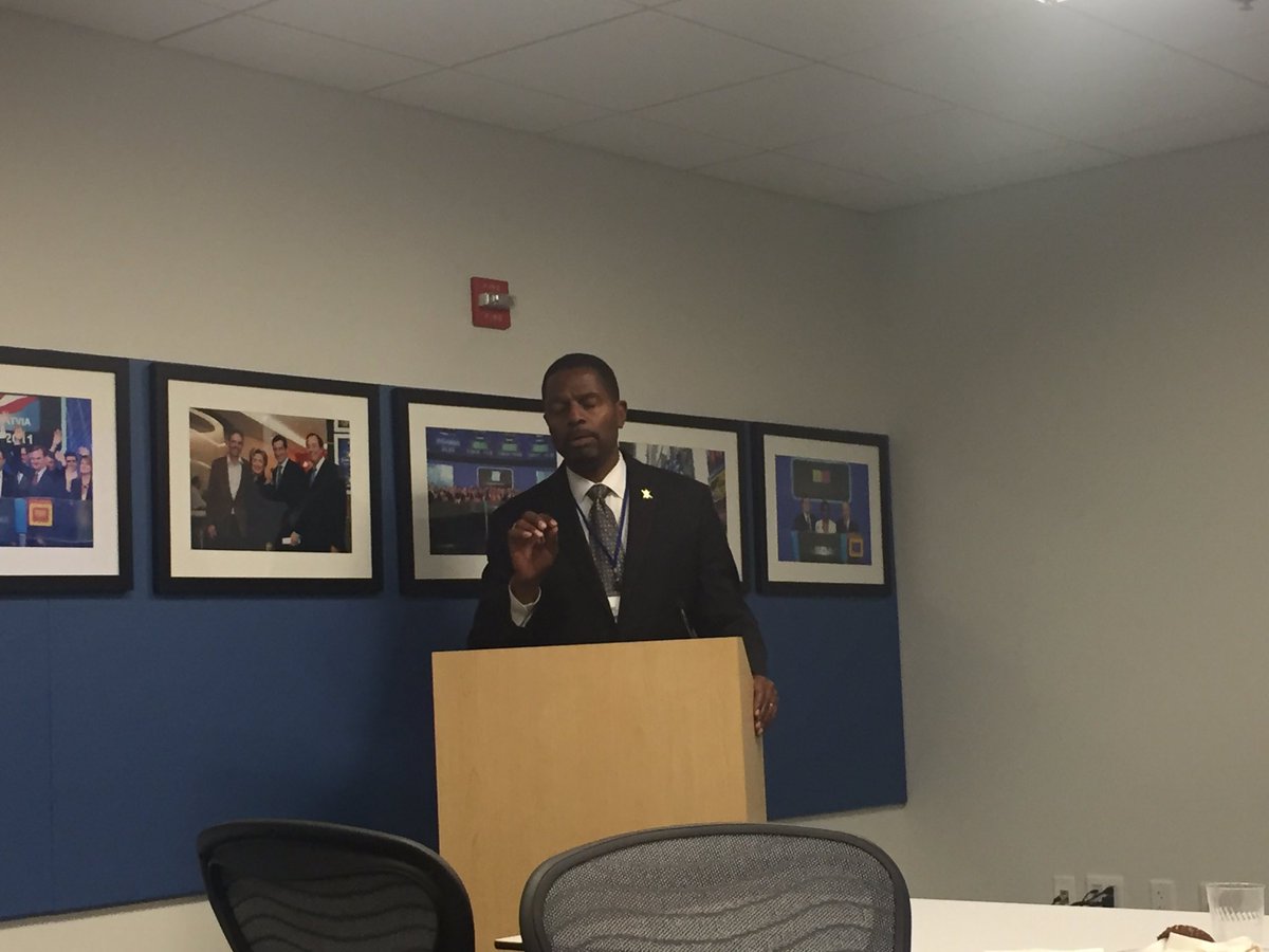 Constanceknows's tweet photo. @NSBE @educator2us provides opening remarks for @STEM4US Presidential race discussion #CBCFALC2016 #Graduate10k https://t.co/tg6fnLnRPy