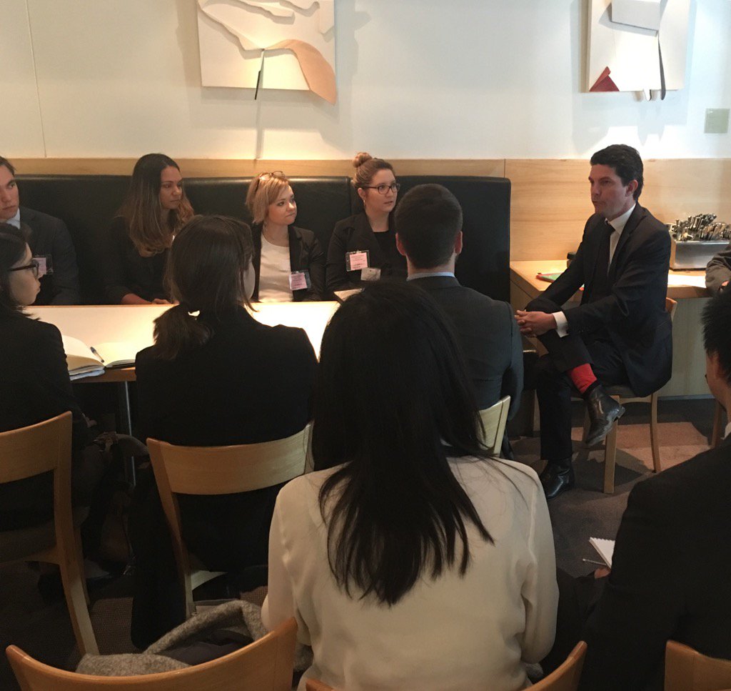 globalvoicesau's tweet photo. I don't think we have ever covered so many topics in a 10 minute meeting before! Thanks for your time @SenatorLudlam https://t.co/k64vFbMU1J