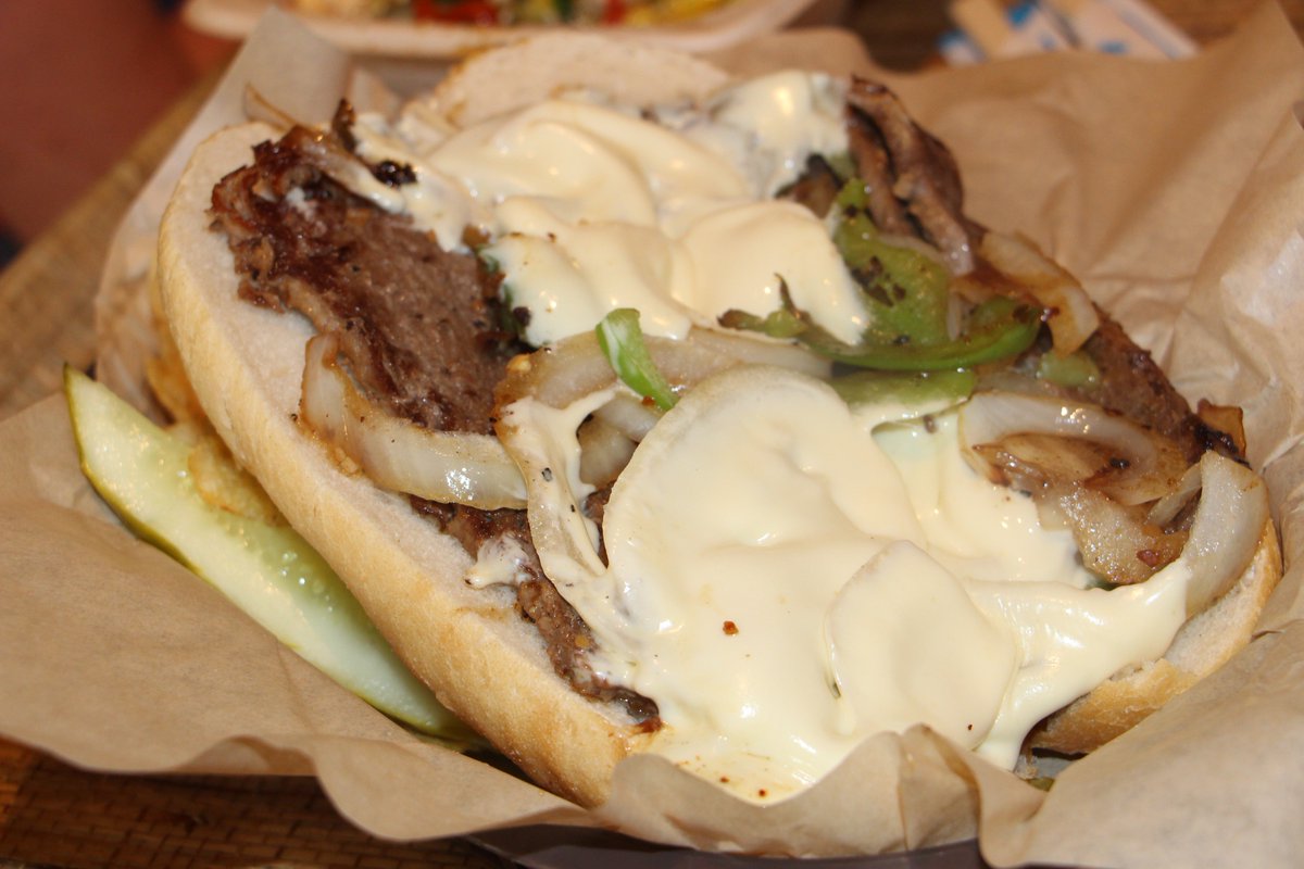 LegolandSavvy's tweet photo. Say CHEESEsteak at Fun Town Market!  #LEGOLANDCA #GoodEats https://t.co/zfydRe73ih