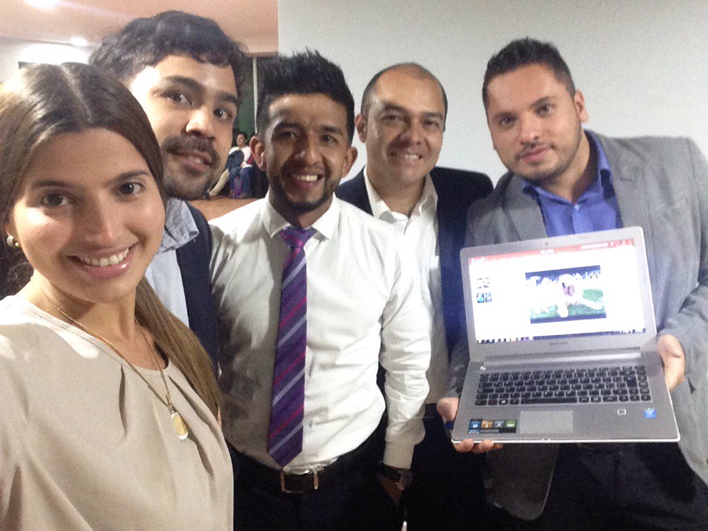 marisellbernal's tweet photo. #emprendiendoenlaean #Valetdoggie https://t.co/iMKoWb84o9