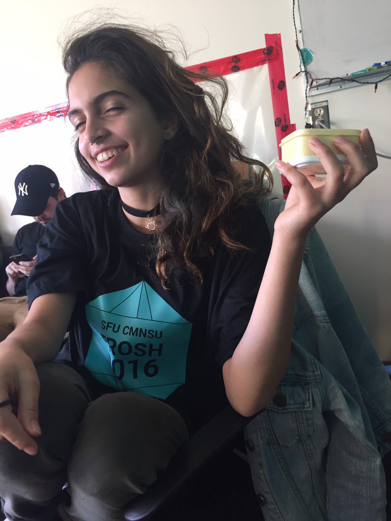 CMNSU's tweet image. Just got our shirts for #CMNSUFROSH2016! Thanks @GetBoldMerch for the awesome print!