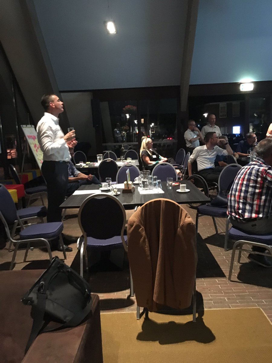FredrikaKelly's tweet photo. De 1e samenwerking tussen #statengroep en #noola was een aangename! inspirerende workshop @varsseveld https://t.co/9IQOsc3v3Y