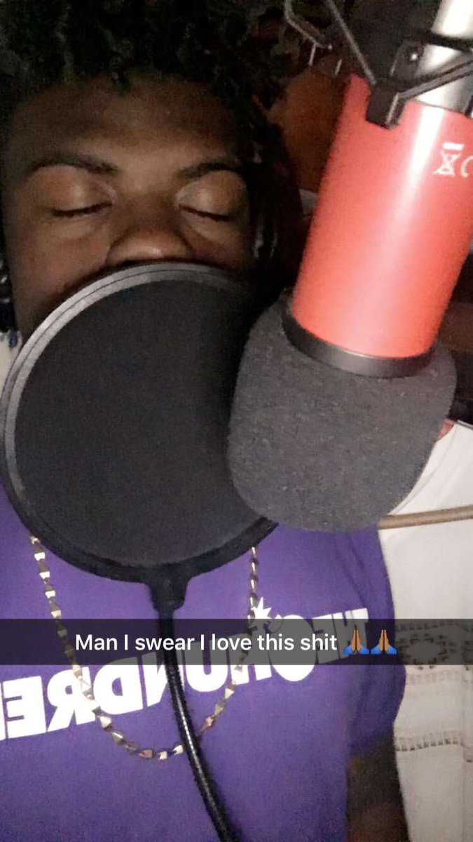 tha_dummy's tweet photo. While y'all sleep #dumsane #dumsoul #dustline #justwait 🙏🏾🙏🏾 https://t.co/w0eEArU6vN