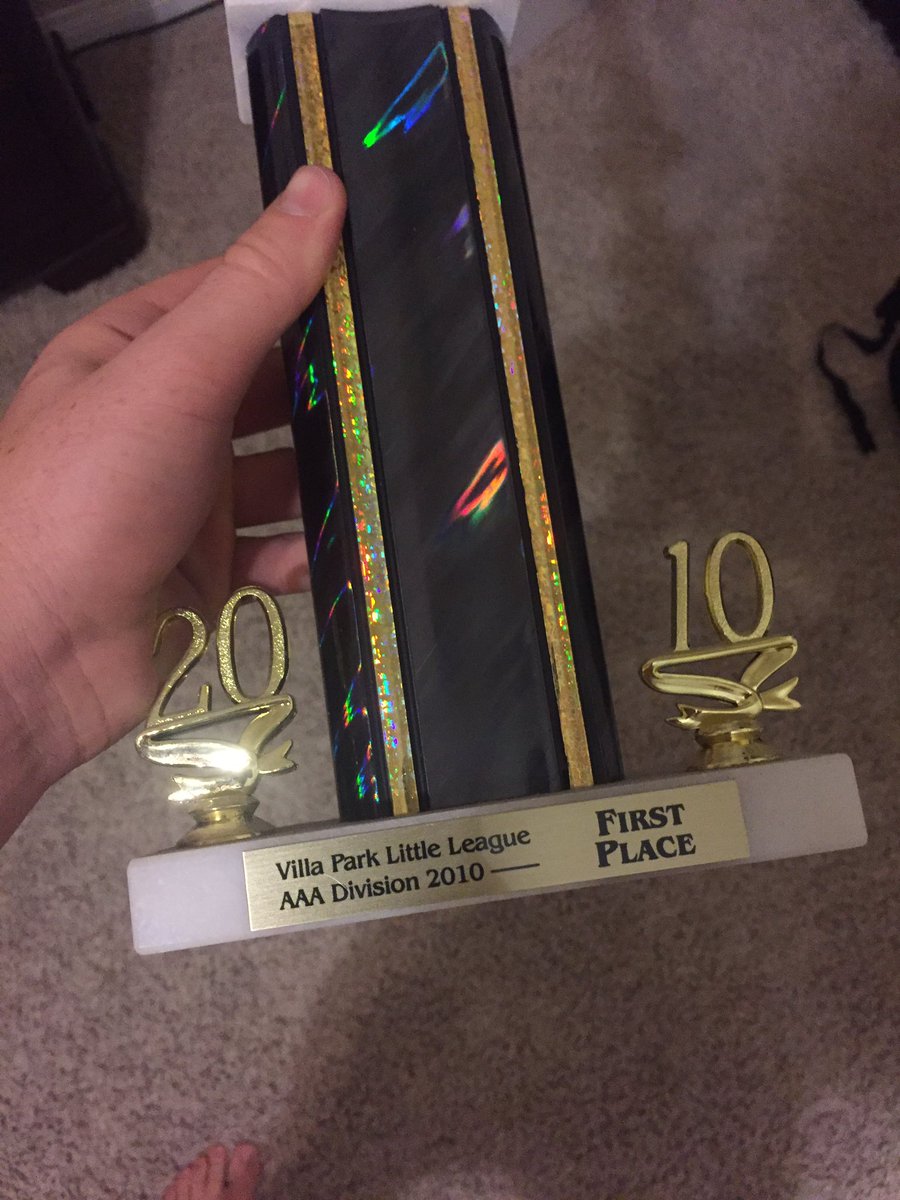 nolandearborn's tweet photo. @acosta_kane @zzzsilberman @bbailey50 @seanthebigboy @liam_halal16 ur just jealous🏆🏆 https://t.co/q0HVtbaVrK