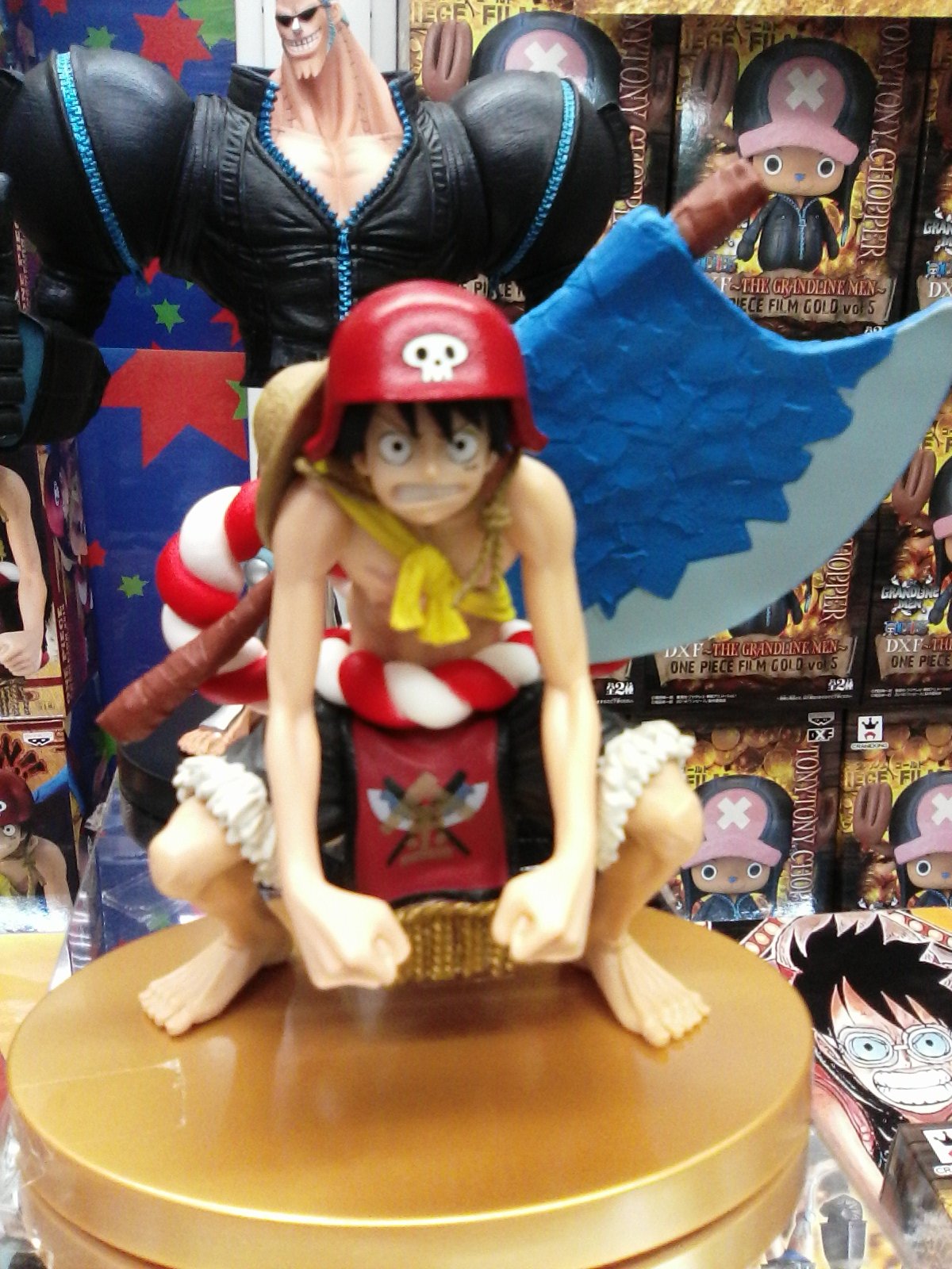 تويتر 万代仙台南店ufoキャッチャーコーナー على تويتر ワンピースゴールドフィギュアが入荷されました 金太郎ルフィが登場 顔がめっちゃ気合いはいってる W D 背中の斧って紙でできてるのかな W ぜひゲットしてくれ 万代仙台