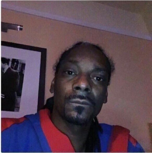 StumblerTop's tweet photo. When your alarm goes off and youre questioning if your education is worth it https://t.co/0cYnr23fAO