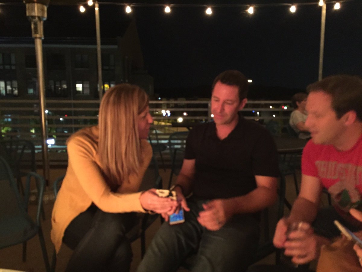 realtordsm's tweet photo. @ehansenhomes schooling Brennan #IARConv - https://t.co/CdG0CWqkun https://t.co/cq67WpQ9jj