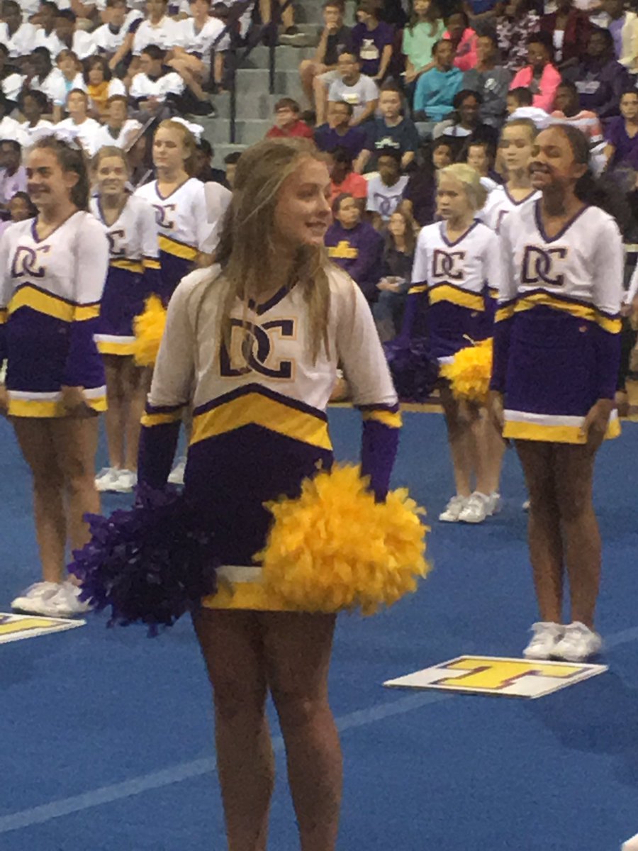 KHMcDaniel's tweet photo. #DCMScheer #β€οΈMrsWolfe #goAddison #7thgradeyear #TeamDCS https://t.co/oAWUsLNBlm