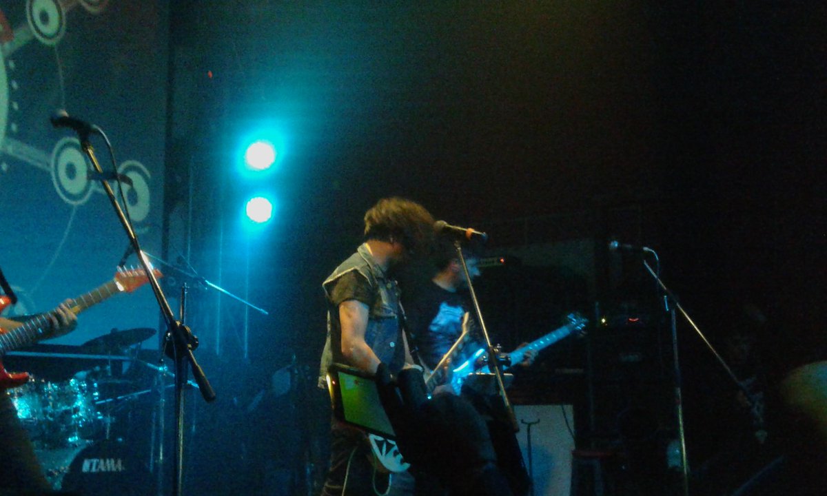 contreras_c96's tweet image. #BrokenZip abre la fiesta del regreso de @Metallica a Colombia @Rockaxis_CO @moveconcertsco