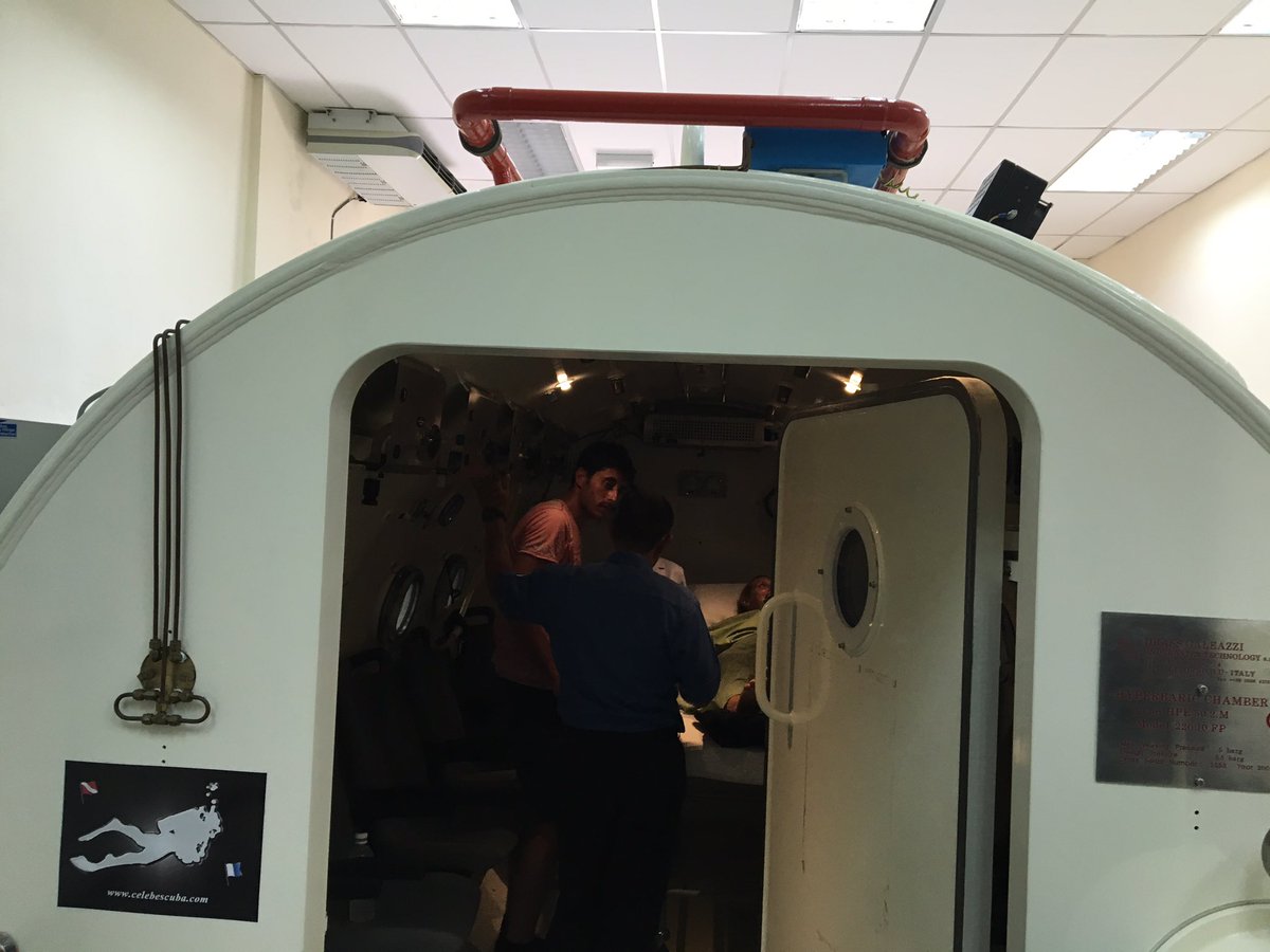 KDSM_PASKAL's tweet image. Rawatan #DecompressionSickness kepada warga France, #CSR #KDSMPeople @tldm_rasmi @mawilla2