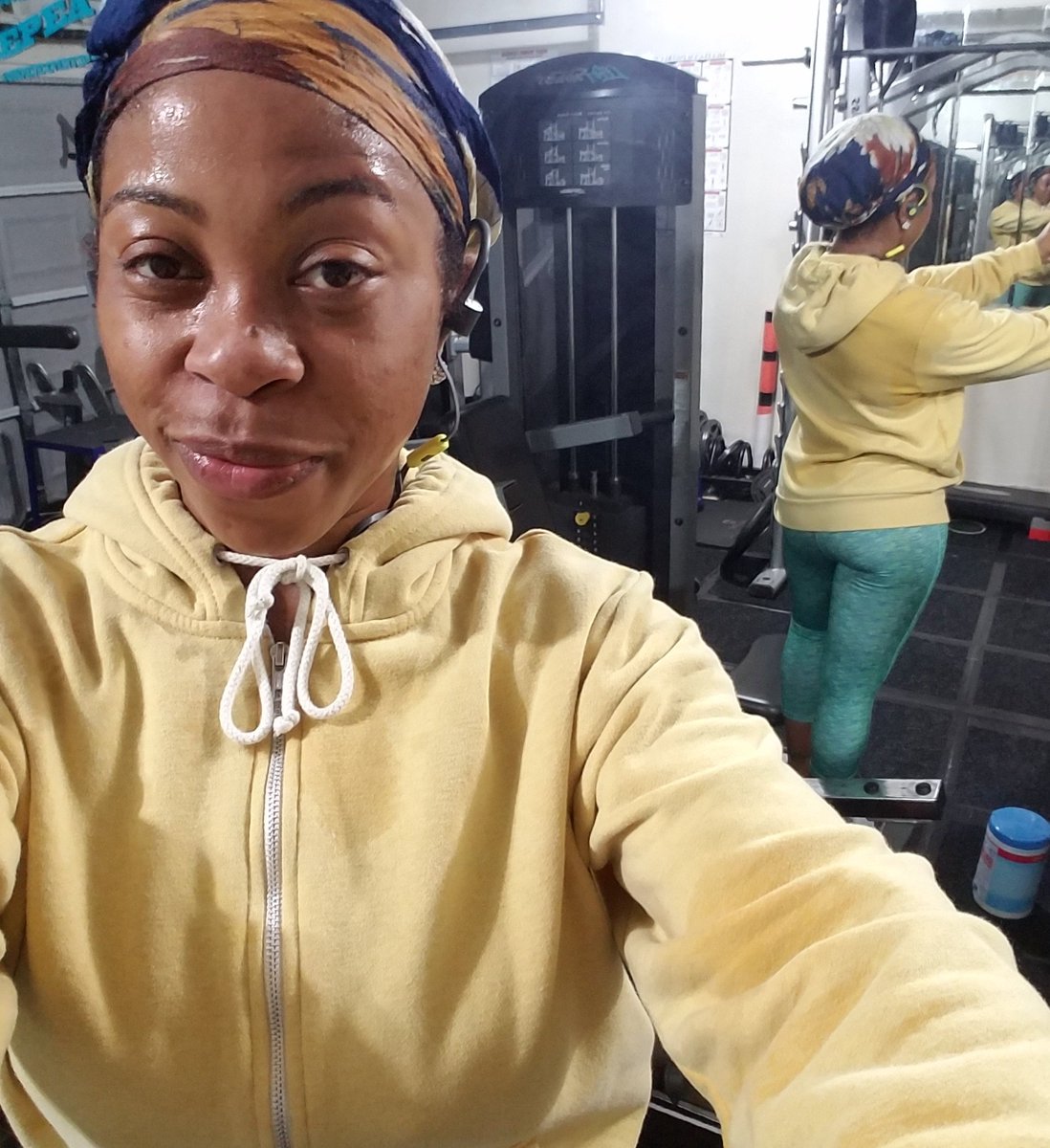 SherryAmor12's tweet photo. 1 hr of #FastedCardio complete 4 miles down!!!! #MorningReality https://t.co/dm9EEpyNbZ