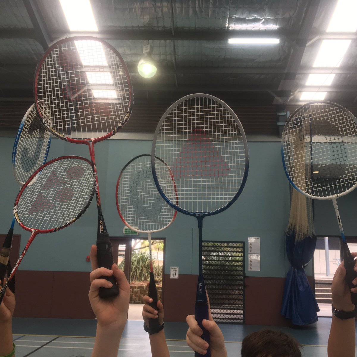 6SGfalcons's tweet photo. 3B enjoyed the sports expo playing Qld football and badminton. #flssip https://t.co/R1lgPwwuDb