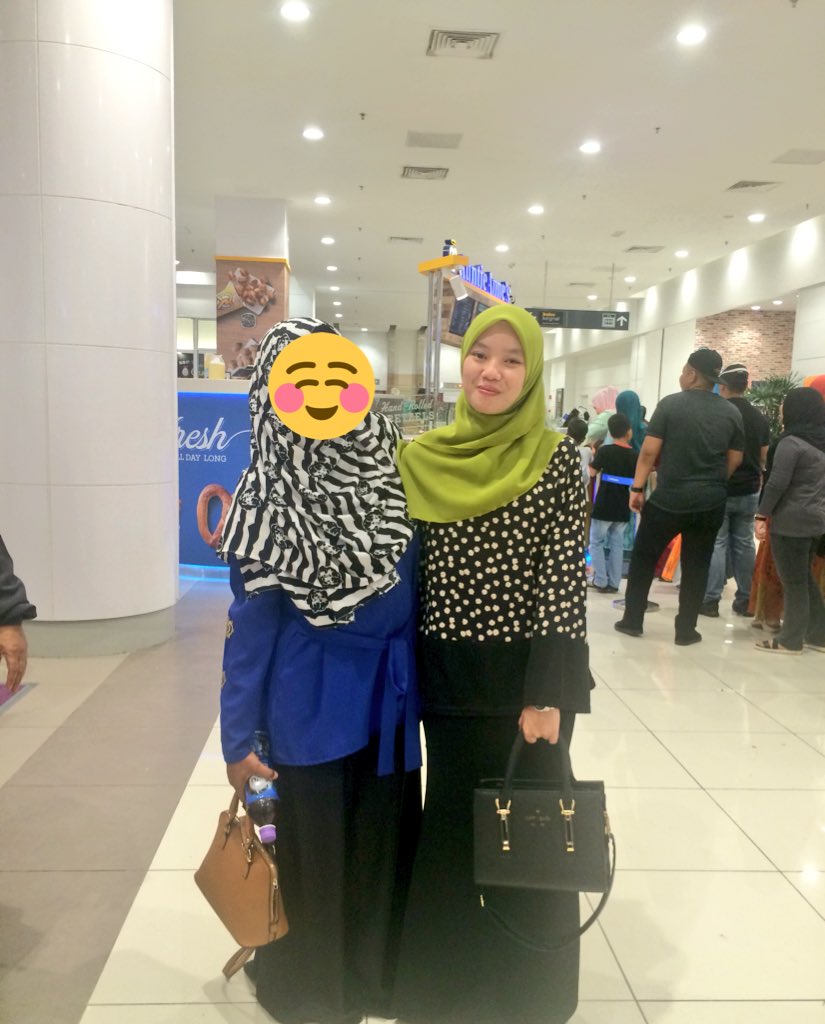 _sxsxxx's tweet photo. Since 2012💜 #ExClassmates #Maherian 👭 https://t.co/GHZcu6uev6