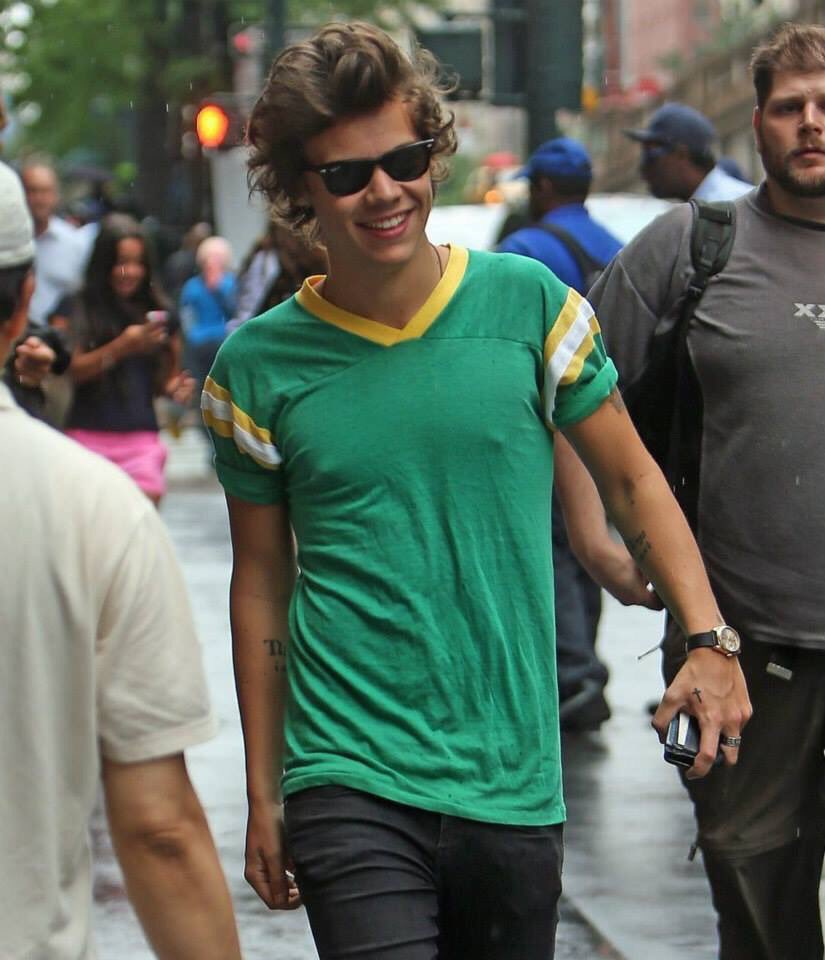 appreciatinghaz's tweet image. nipples