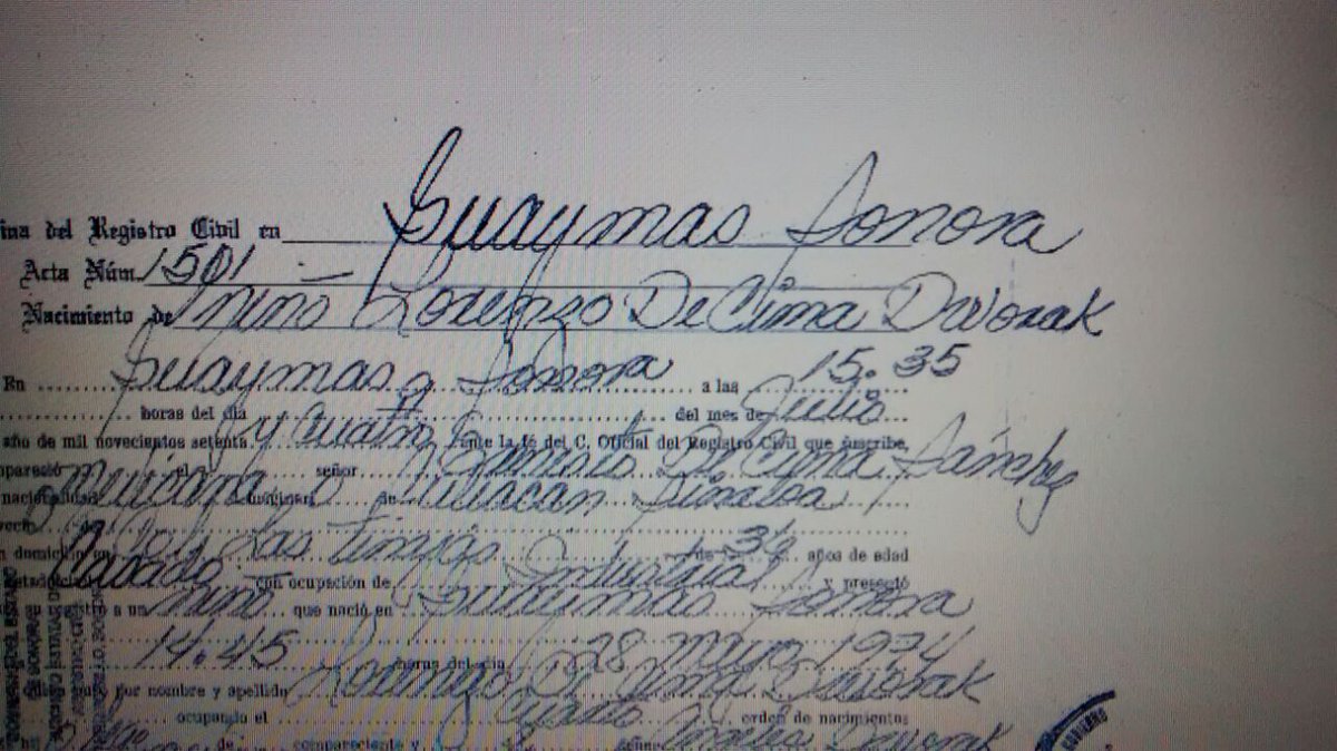 VMFlores67's tweet photo. @Lorenzo_de_Cima @angelita_flores @Guaymas_2016 Compañero de partido, no sė dónde quedaron tus 6 años d primaria 1/3 https://t.co/U5hP3NlhjP