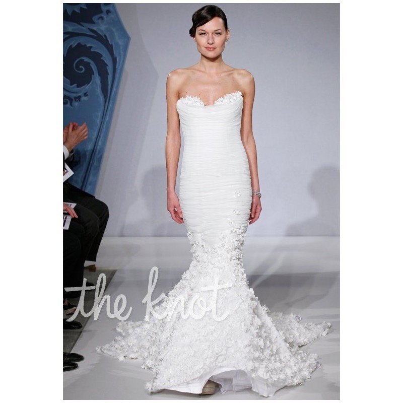extralacecom's tweet image. Mark Zunino for Kleinfeld 1207 extralace.com/mermaid/5362-m… $353.98 #wedding #gown #whitedress #alineweddinggown