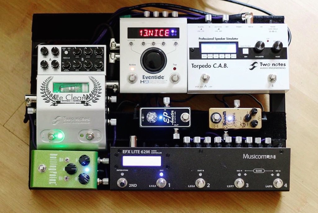 twonotesaudio's tweet photo. Nice! #Repost #germangallardo
・・・
#Pedalboard 2nd half of 2016 #twonotes #leclean #torpedocab #stompbox https://t.co/cDom5PfNAP