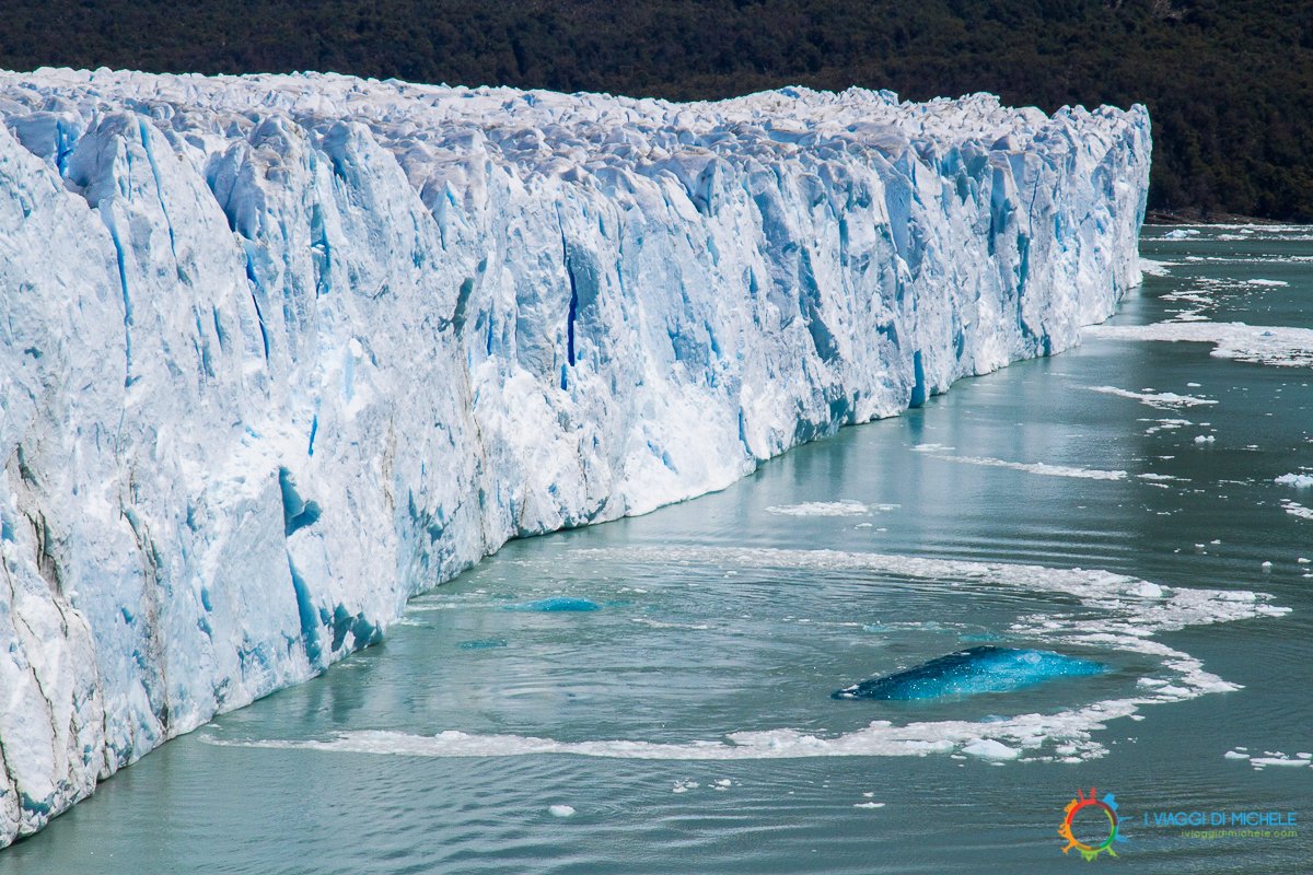 Il #PeritoMoreno, un muro di 60m che si muove di 2m al giorno! #Argentina #Patagonia <a href="/VisitArg/">visitar@g</a> <a href="/ElCalafateOK/">El Calafate</a>