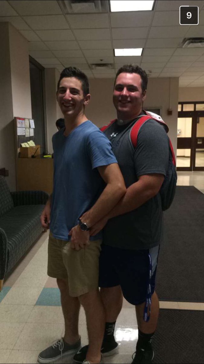 EMatland76's tweet photo. Because when you drive out to Boston to see your girlfriend, you need to see your boyfriend too #armsize #prom https://t.co/hv3qb1cwpm