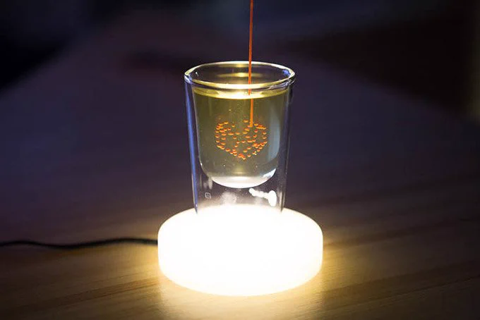 ここまで来たか！飲み物の中にまでプリントすることが可能だとはｗｗｗ