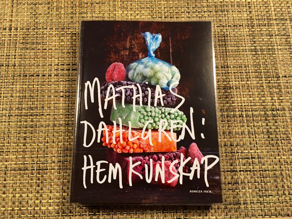 Mathias Dahlgrens nya revolutionerande kokbok. Som jag fått skriva ett kapitel i. Känns ganska stort!