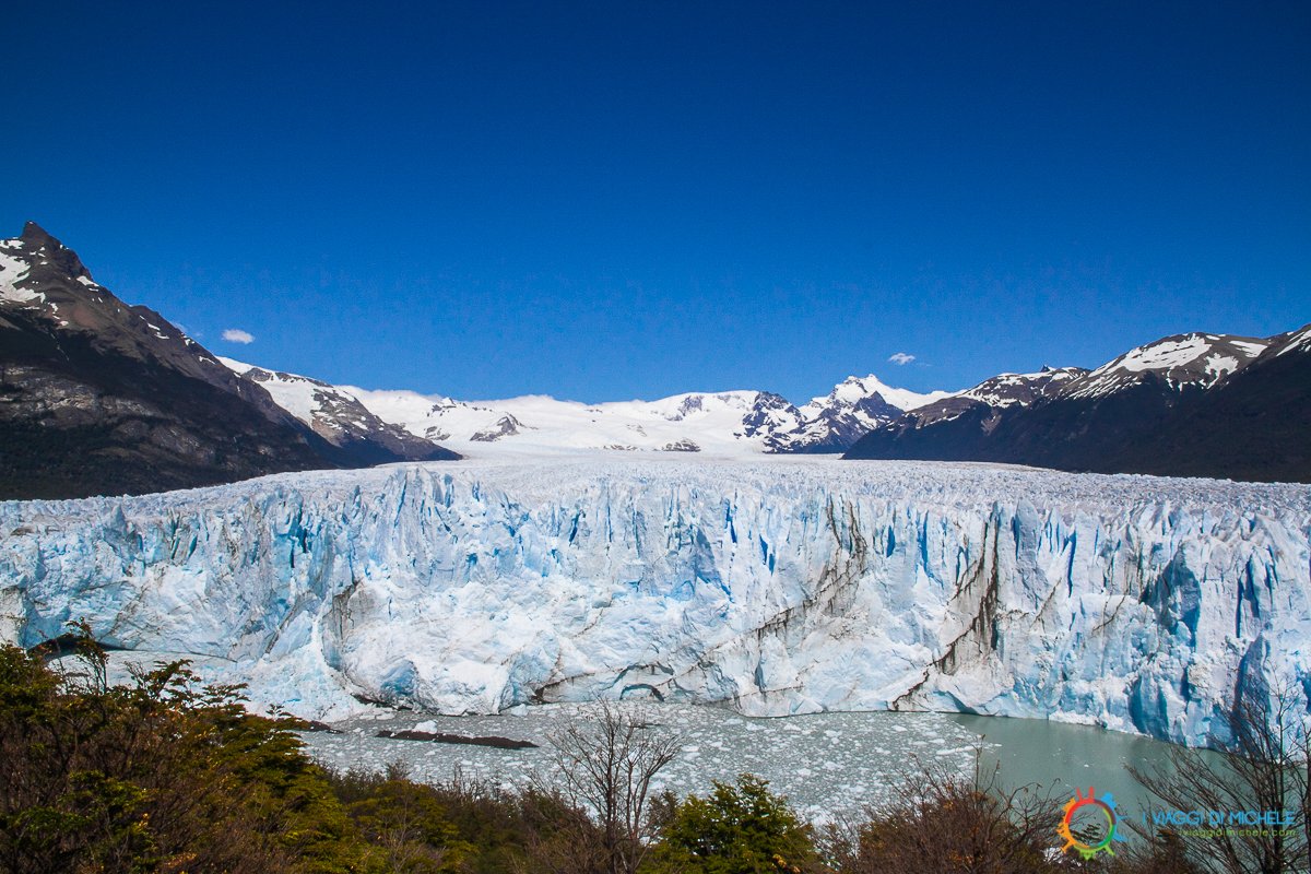travelwecan's tweet photo. Il #PeritoMoreno, un muro di 60m che si muove di 2m al giorno! #Argentina #Patagonia @VisitArg @ElCalafateOK https://t.co/BzRHWsdXst