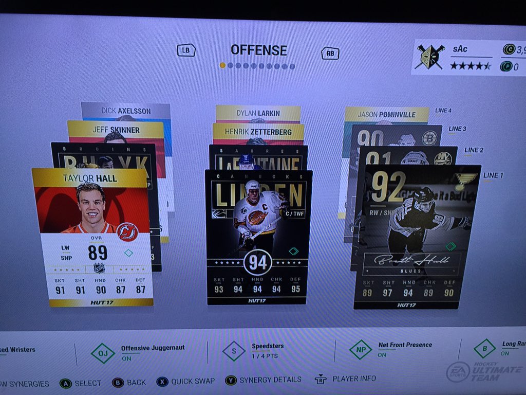 SacPreps's tweet image. Daaaamn gotta love jersey sales $$. Just Picked up that Bret Hull for 130 !! @EASPORTSNHL #NHL17 #HUT