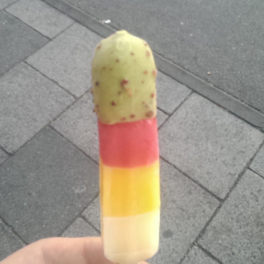 TIzumMO's tweet photo. Heute bin ich mal richtig crazy #bitzel https://t.co/o4ZQh9lvuN