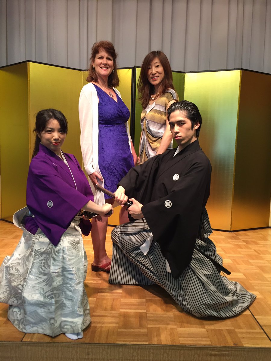 kenbu_auga's tweet photo. Performance stage @ Kobe women's club https://t.co/g1fTVQKNJz