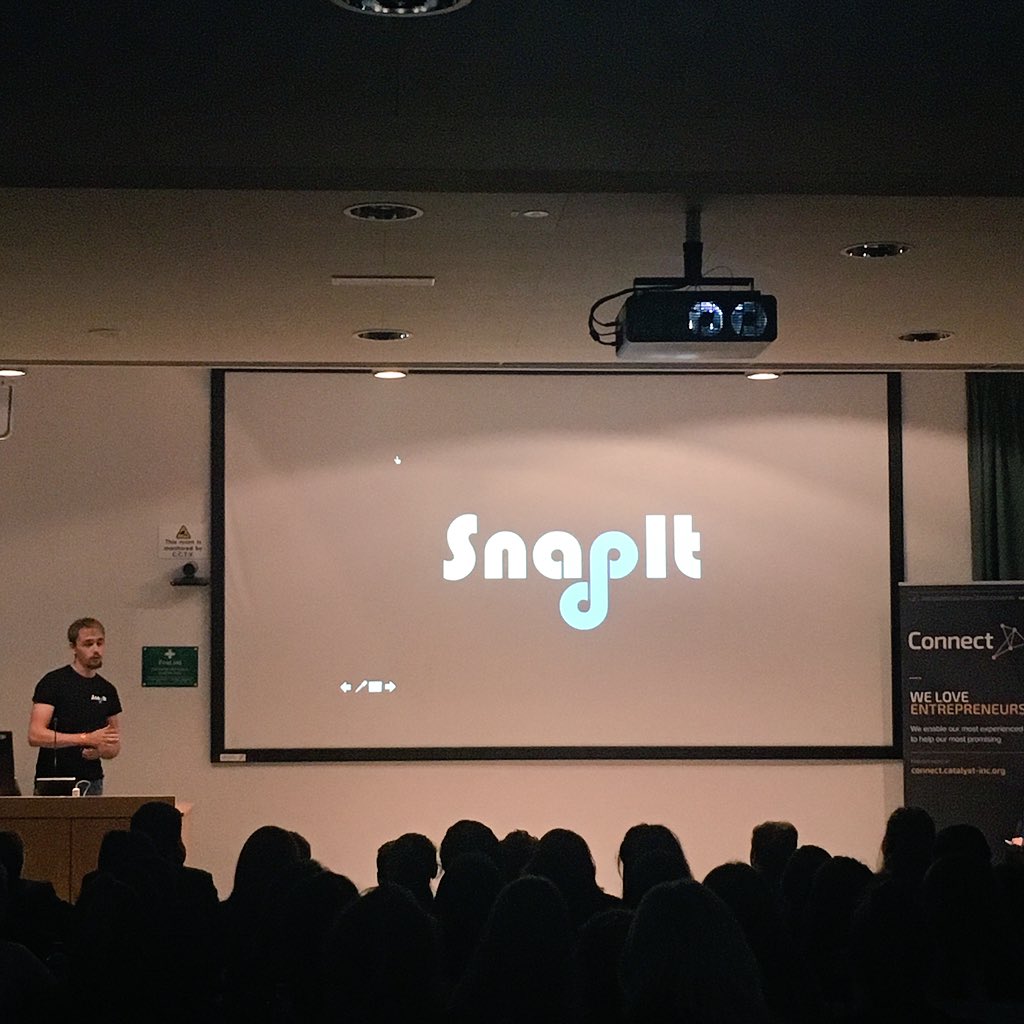 The awesome <a href="/SnapItNI/">SnapIt</a> guys #entrepreneurs #invent2016